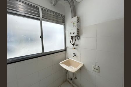 Área de Serviço de apartamento para alugar com 2 quartos, 44m² em Pavuna, Nilópolis