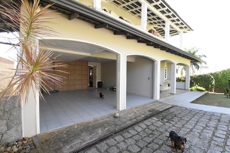 Casa à venda com 397m², 4 quartos e 4 vagasÁrea externa
