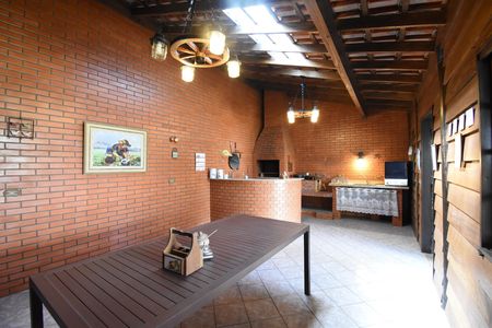 Casa à venda com 397m², 4 quartos e 4 vagasÁrea gourmet