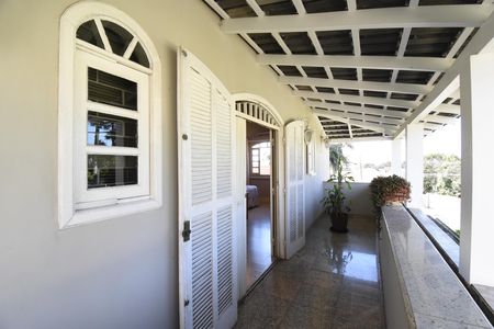 Casa à venda com 397m², 4 quartos e 4 vagasSacada da Suíte 1