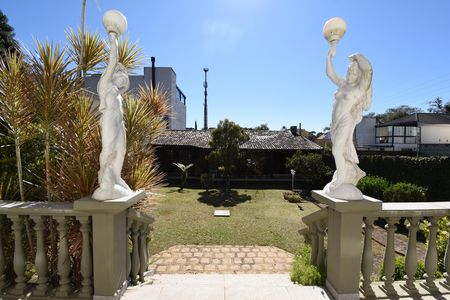 Casa à venda com 397m², 4 quartos e 4 vagasÁrea externa