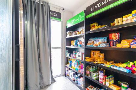 Apartamento para alugar com 40m², 2 quartos e sem vaga Apartamento para alugar com 40m², 2 quartos e sem vagaMercadinho 24h