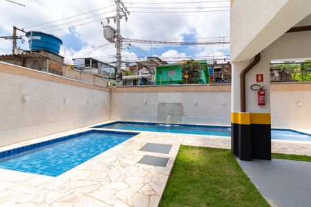 Apartamento para alugar com 40m², 2 quartos e sem vaga Apartamento para alugar com 40m², 2 quartos e sem vagaÁrea comum - Piscina