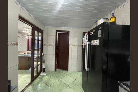Casa à venda com 84m², 3 quartos e 1 vaga