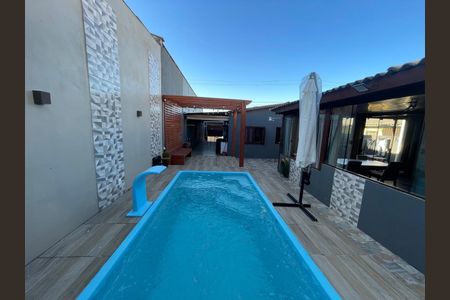 Casa à venda com 84m², 3 quartos e 1 vaga