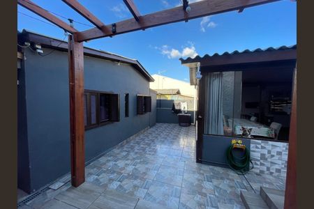 Casa à venda com 84m², 3 quartos e 1 vaga