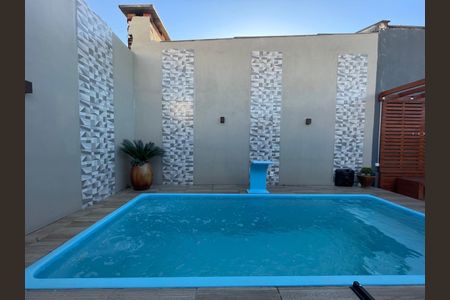 Casa à venda com 84m², 3 quartos e 1 vaga