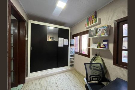Casa à venda com 84m², 3 quartos e 1 vaga