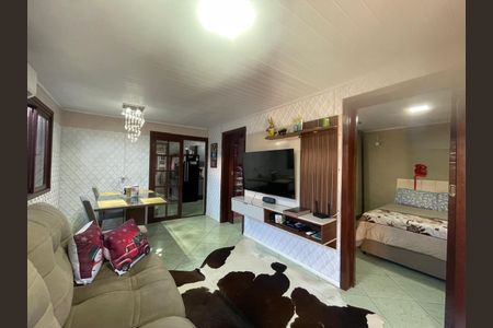 Casa à venda com 84m², 3 quartos e 1 vaga