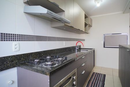Apartamento para alugar com 69m², 2 quartos e 2 vagas Apartamento para alugar com 69m², 2 quartos e 2 vagasCozinha