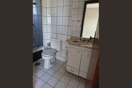 Apartamento para alugar com 105m², 3 quartos e 2 vagas Apartamento para alugar com 105m², 3 quartos e 2 vagasBanheiro