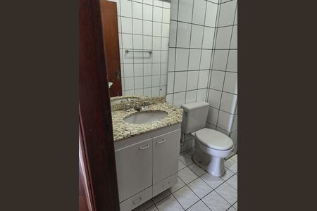 Apartamento para alugar com 105m², 3 quartos e 2 vagas Apartamento para alugar com 105m², 3 quartos e 2 vagasBanheiro