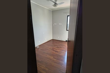 Apartamento para alugar com 105m², 3 quartos e 2 vagas Apartamento para alugar com 105m², 3 quartos e 2 vagasQuarto