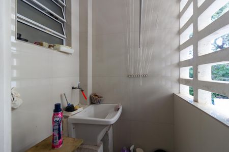 Cozinha e Área de Serviço de apartamento à venda com 2 quartos, 70m² em Pinheiros, São Paulo