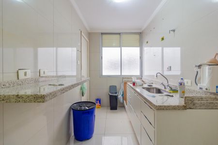 Cozinha e Área de Serviço de apartamento à venda com 2 quartos, 70m² em Pinheiros, São Paulo