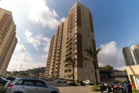Fachada de apartamento para alugar com 2 quartos, 47m² em Rio do Ouro, São Gonçalo
