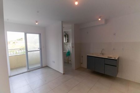 Sala de apartamento para alugar com 2 quartos, 47m² em Rio do Ouro, São Gonçalo