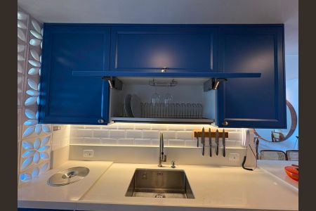Apartamento para alugar com 110m², 3 quartos e 2 vagas Apartamento para alugar com 110m², 3 quartos e 2 vagasCOZINHA