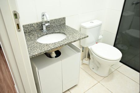 Apartamento à venda com 54m², 3 quartos e 1 vaga Apartamento à venda com 54m², 3 quartos e 1 vagaBanheiro