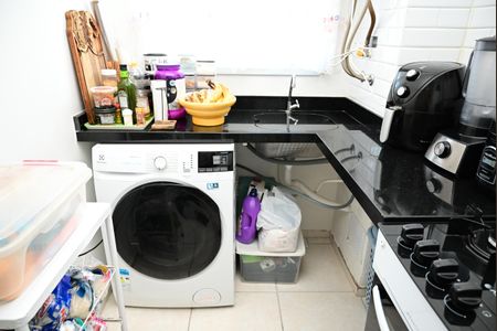 Cozinha e area de serviço de apartamento à venda com 3 quartos, 54m² em Vila Rio Branco, Jundiaí