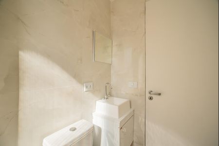 Apartamento para alugar com 67m², 3 quartos e 1 vaga Apartamento para alugar com 67m², 3 quartos e 1 vagaBanheiro da Suíte