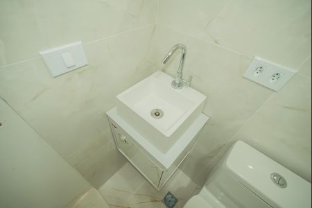 Apartamento para alugar com 67m², 3 quartos e 1 vaga Apartamento para alugar com 67m², 3 quartos e 1 vagaBanheiro