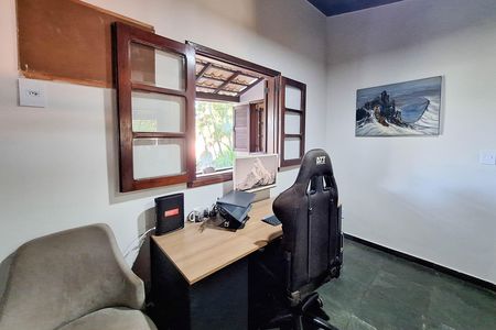Casa à venda com 3780m², 2 quartos e 1 vaga Casa à venda com 3780m², 2 quartos e 1 vagaQuarto 1