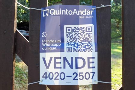 Casa à venda com 3780m², 2 quartos e 1 vaga Casa à venda com 3780m², 2 quartos e 1 vagaPlaca