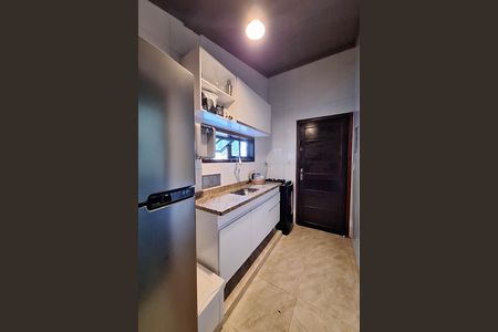 Casa à venda com 3780m², 2 quartos e 1 vaga Casa à venda com 3780m², 2 quartos e 1 vagaCozinha