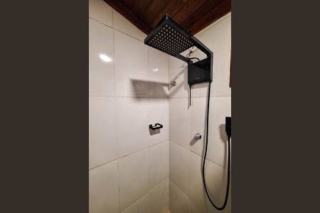 Casa à venda com 3780m², 2 quartos e 1 vaga Casa à venda com 3780m², 2 quartos e 1 vagaBanheiro