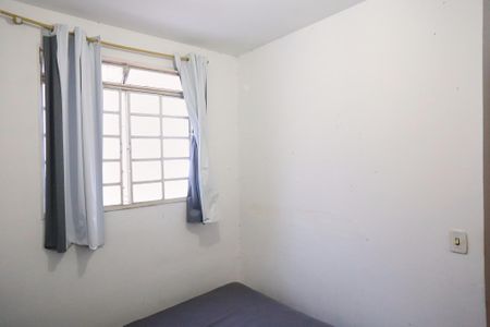 Quarto 2 de casa para alugar com 2 quartos, 75m² em Palmares, Belo Horizonte