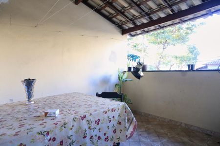 Varanda da Sala de casa para alugar com 2 quartos, 75m² em Palmares, Belo Horizonte