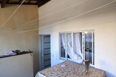 Varanda da Sala de casa para alugar com 2 quartos, 75m² em Palmares, Belo Horizonte