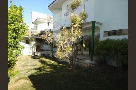 Casa de condomínio para alugar com 290m², 6 quartos e 2 vagas