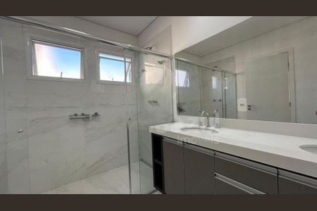 Casa de condomínio para alugar com 278m², 3 quartos e 4 vagas
