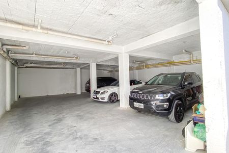 Garagem de casa de condomínio para alugar com 2 quartos, 70m² em Vila Ré, São Paulo