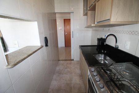 Apartamento para alugar com 63m², 2 quartos e 2 vagasCozinha