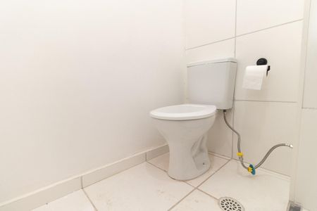 Apartamento à venda com 35m², 2 quartos e sem vaga Apartamento à venda com 35m², 2 quartos e sem vagaBanheiro