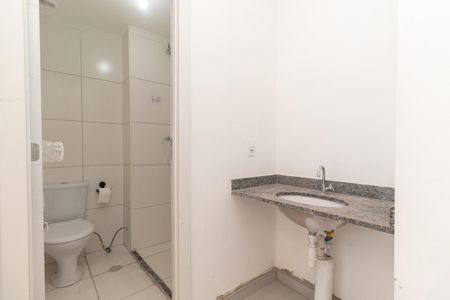 Apartamento à venda com 35m², 2 quartos e sem vaga Apartamento à venda com 35m², 2 quartos e sem vagaBanheiro
