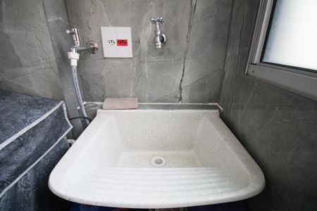 Área de Serviço de apartamento à venda com 2 quartos, 42m² em Jardim Paris, São Paulo