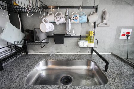 Cozinha de apartamento à venda com 2 quartos, 42m² em Jardim Paris, São Paulo