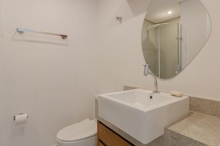 Apartamento para alugar com 30m², 1 quarto e 1 vaga Apartamento para alugar com 30m², 1 quarto e 1 vagaBanheiro da Suíte