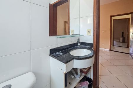 Casa para alugar com 80m², 2 quartos e 1 vaga