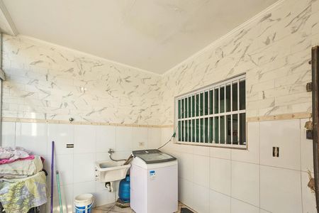Casa para alugar com 80m², 2 quartos e 1 vaga