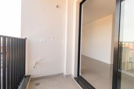 Sacada de kitnet/studio à venda com 1 quarto, 31m² em Capão Raso, Curitiba