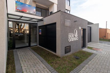 Fachada do bloco de kitnet/studio à venda com 1 quarto, 31m² em Capão Raso, Curitiba