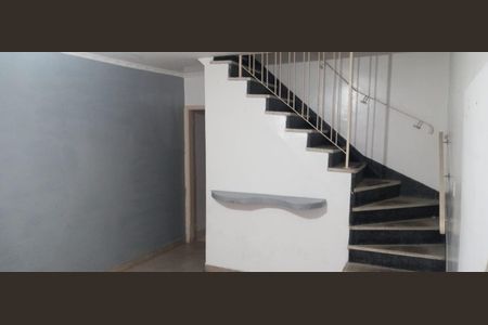 Foto 04 de casa à venda com 4 quartos, 90m² em Vila Nelson, São Paulo
