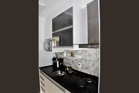 Apartamento à venda com 46m², 2 quartos e 1 vaga Apartamento à venda com 46m², 2 quartos e 1 vagaDetalhe - Cozinha Americana