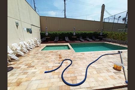 Apartamento à venda com 46m², 2 quartos e 1 vaga Apartamento à venda com 46m², 2 quartos e 1 vagaPiscina
