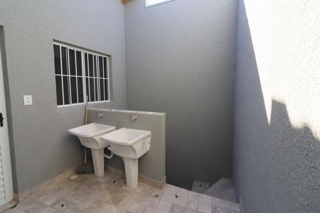 Área de Serviço de casa para alugar com 1 quarto, 49m² em Jardim Ype, Osasco
